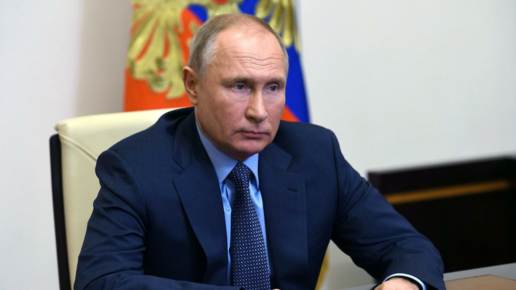 Президент поручил до 1 ноября повысить доступность кредитов для МСП